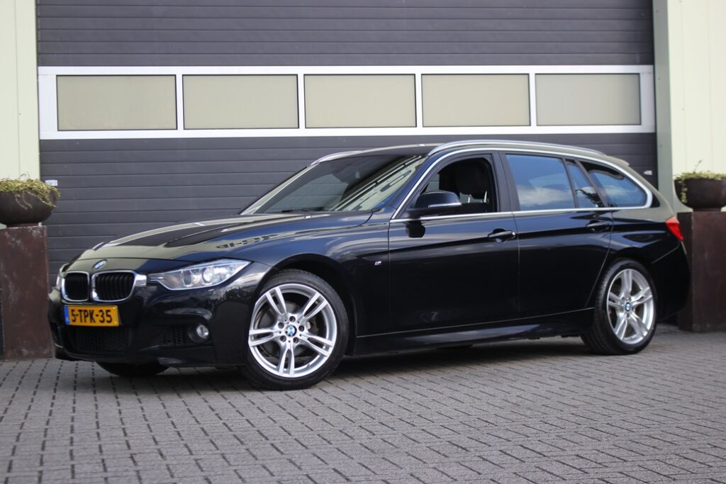 BMW 3-serie Touring 316i Executive M Sport